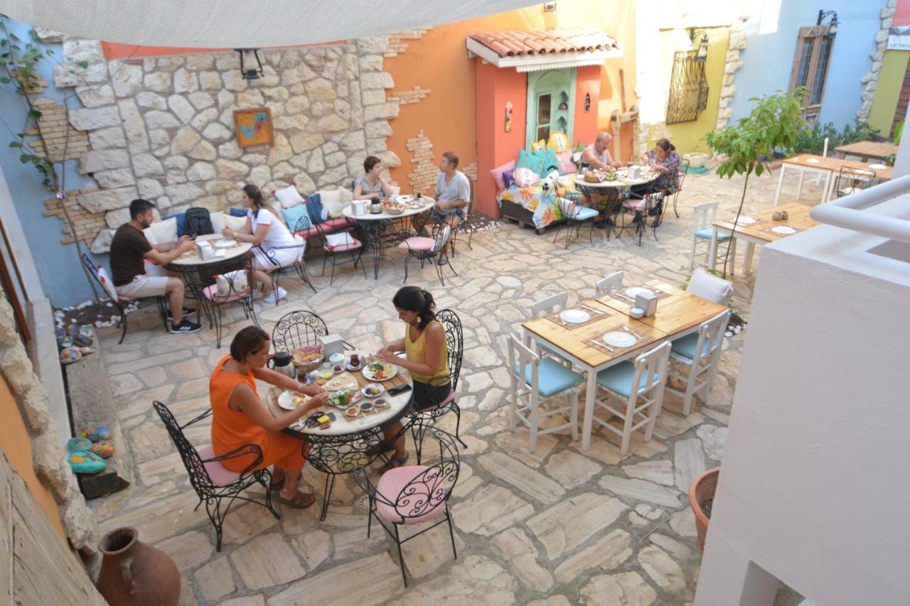 Parva Port Alacati Exterior foto