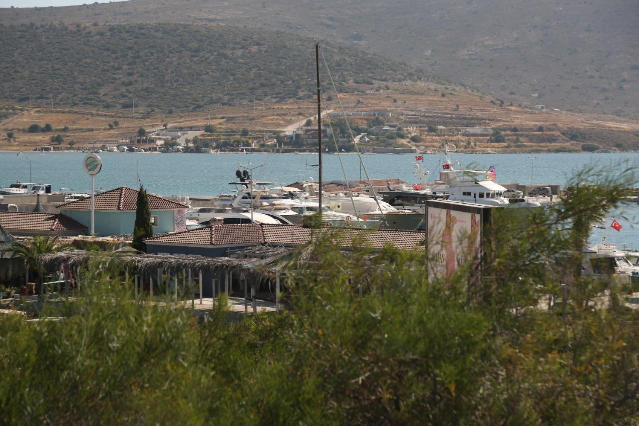 Parva Port Alacati Exterior foto