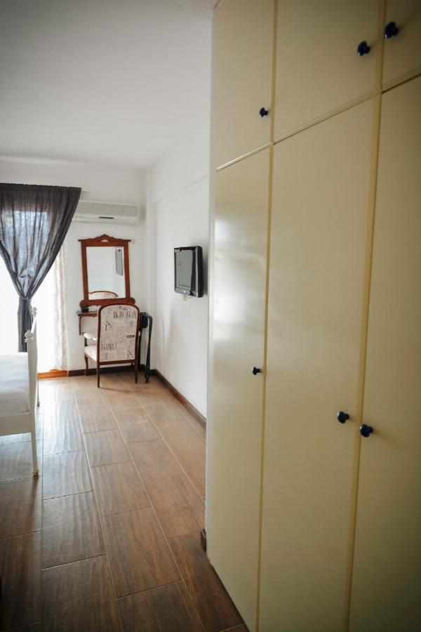 Parva Port Alacati Exterior foto