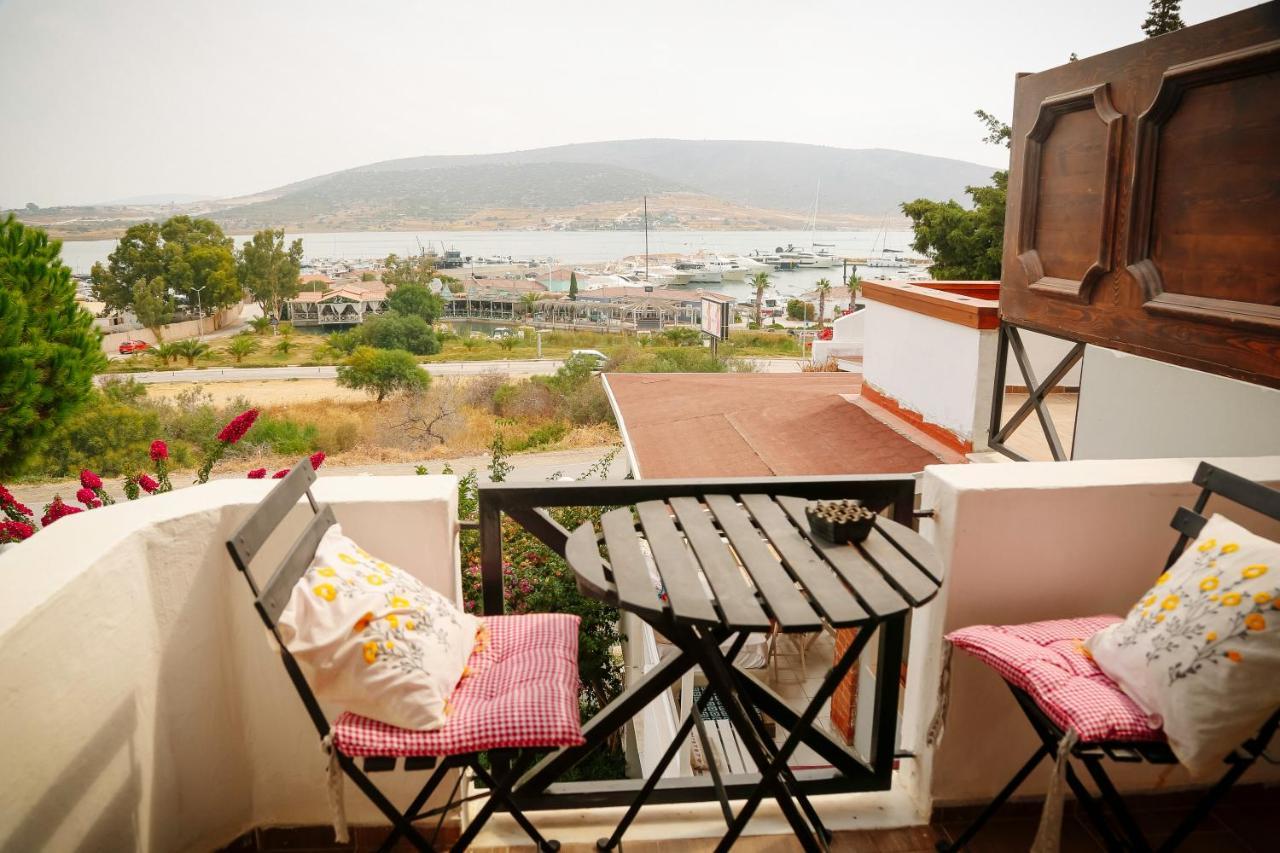 Parva Port Alacati Exterior foto