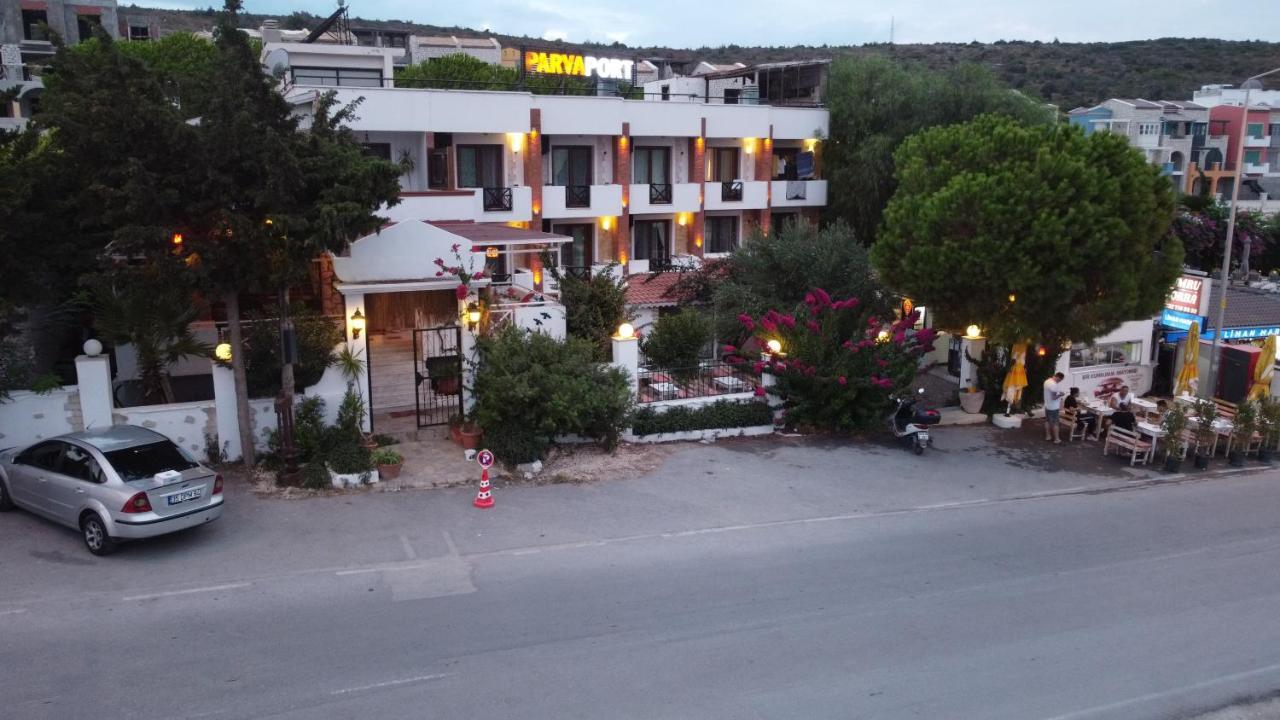 Parva Port Alacati Exterior foto
