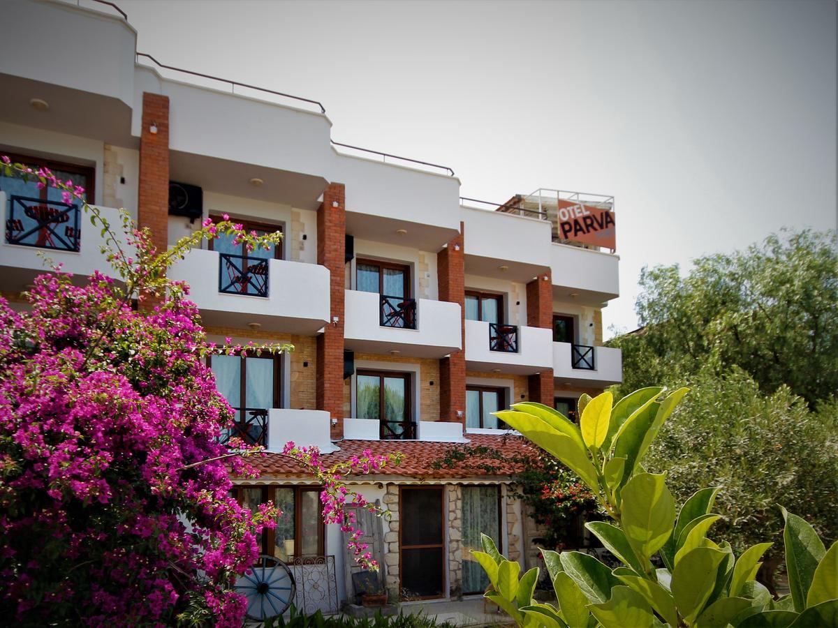 Parva Port Alacati Exterior foto
